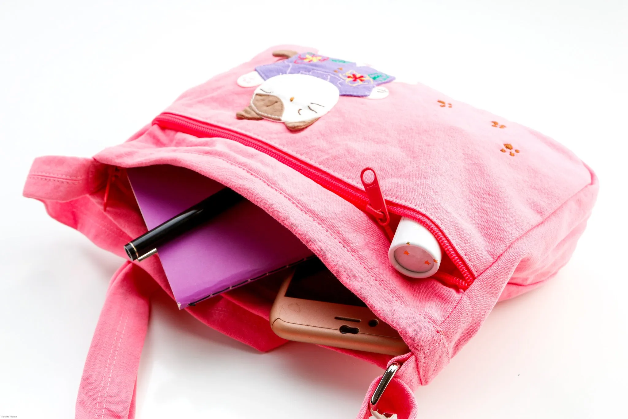 Cara Cat Kito Shoulder Bag