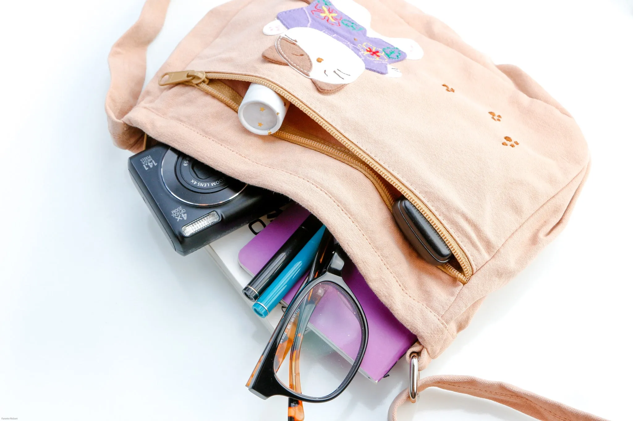 Cara Cat Kito Shoulder Bag