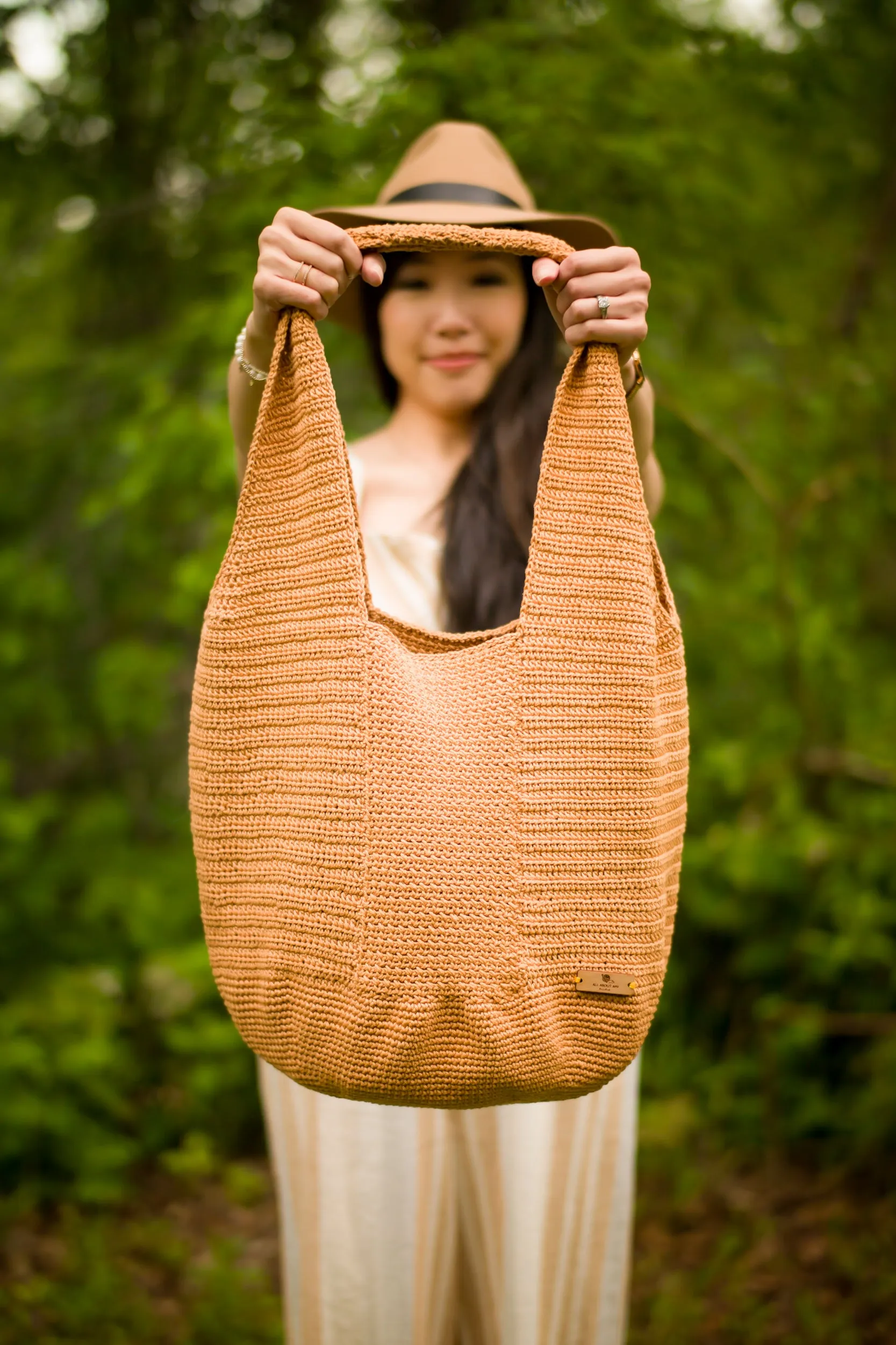 Crochet Kit - Camellia Tote Bag