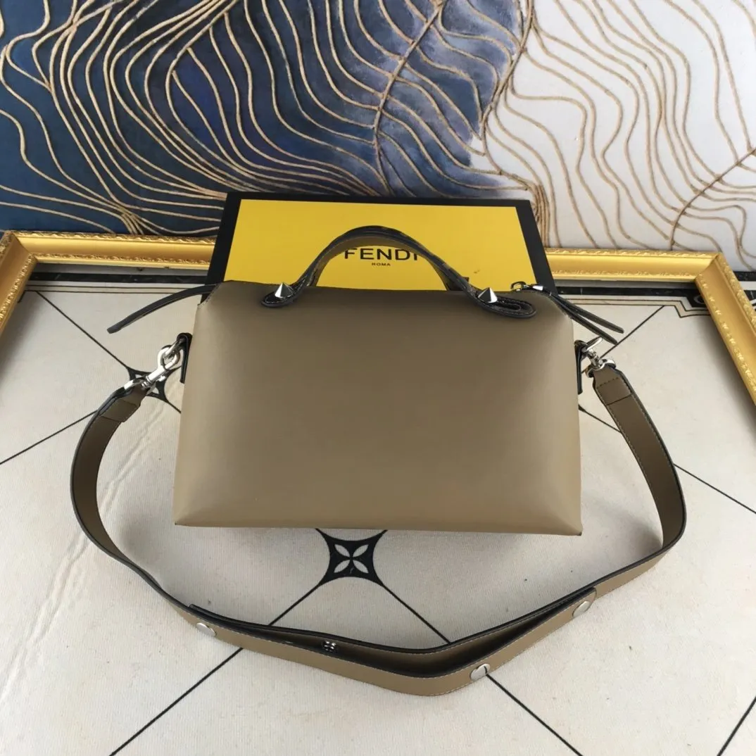 EN   Designer bags by Fendi 041