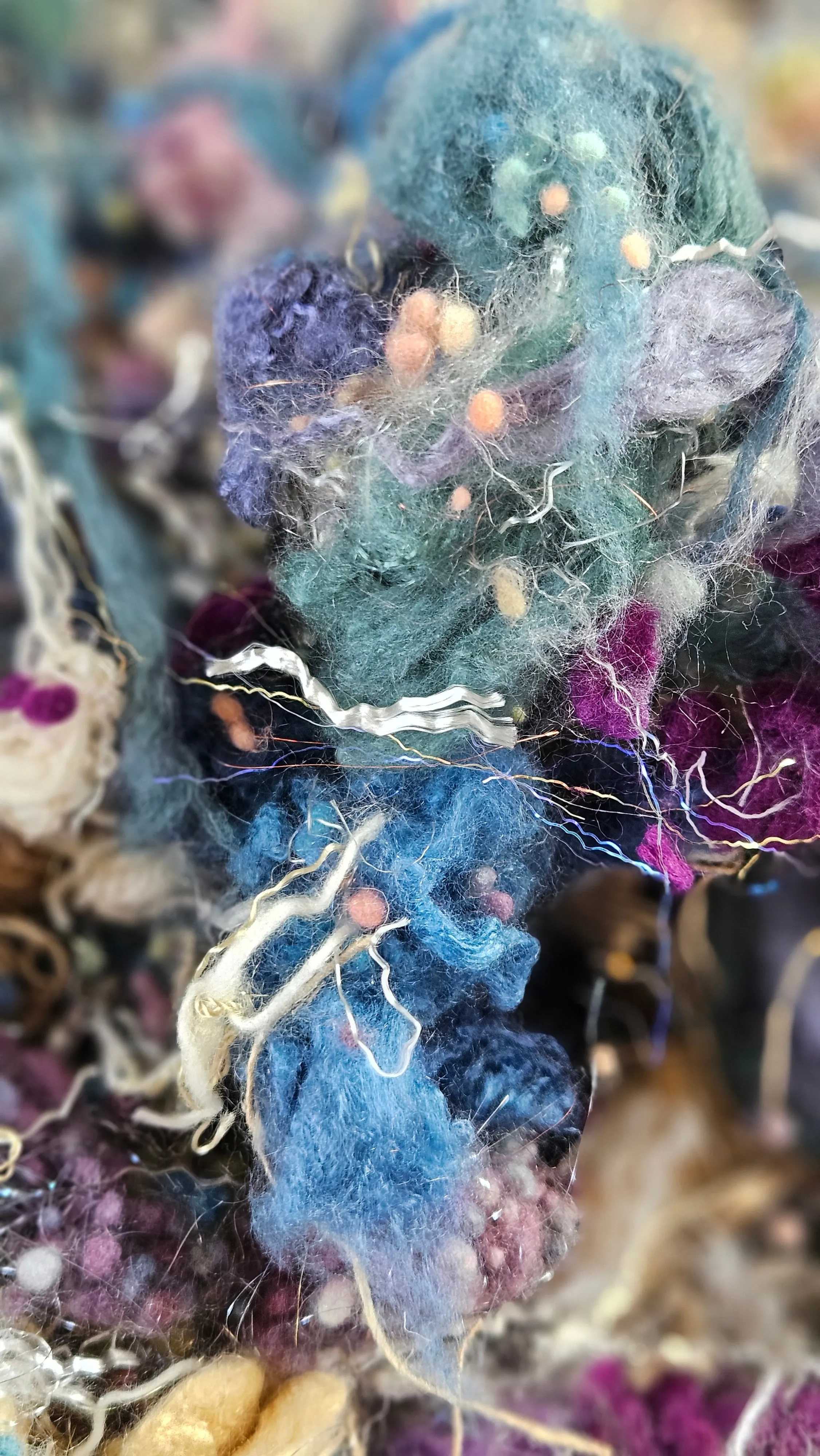 IRIS Alphonse Mucha Inspired Fiber Art Texture Bamboo Blend Kit - 2.5 oz
