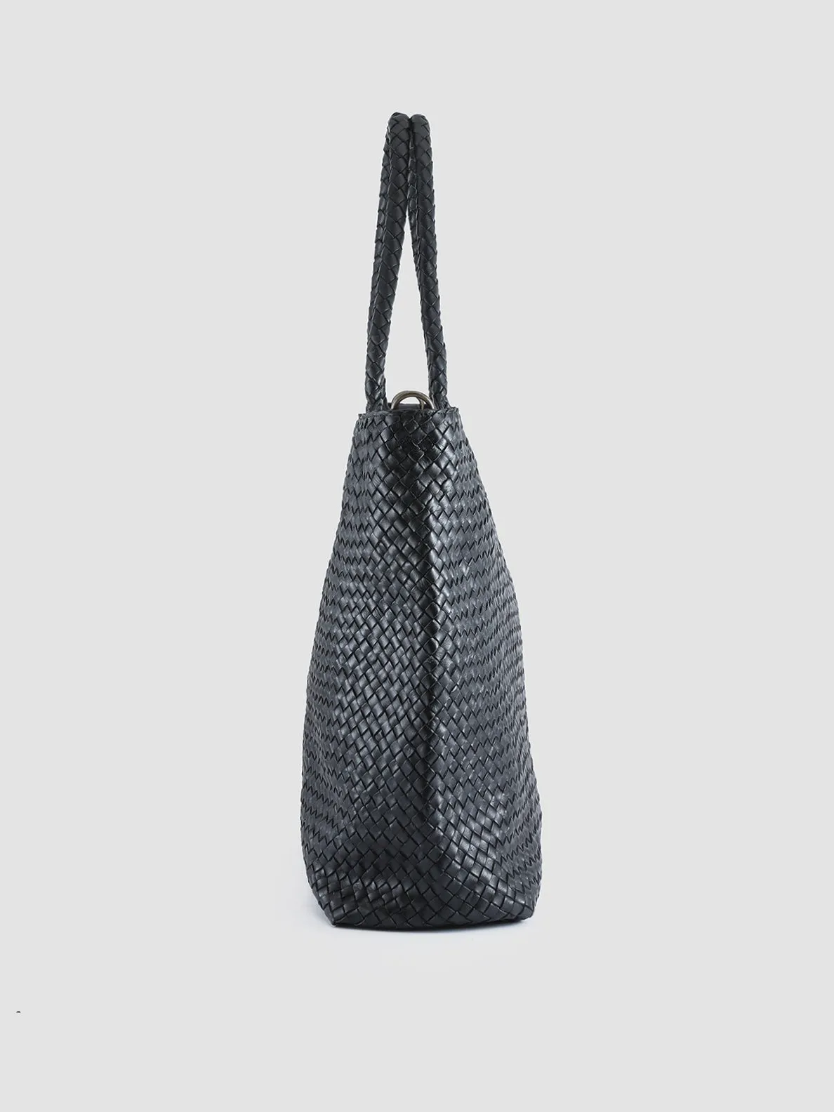 OC CLASS 35 Woven - Black Woven Leather Shoulder Bag