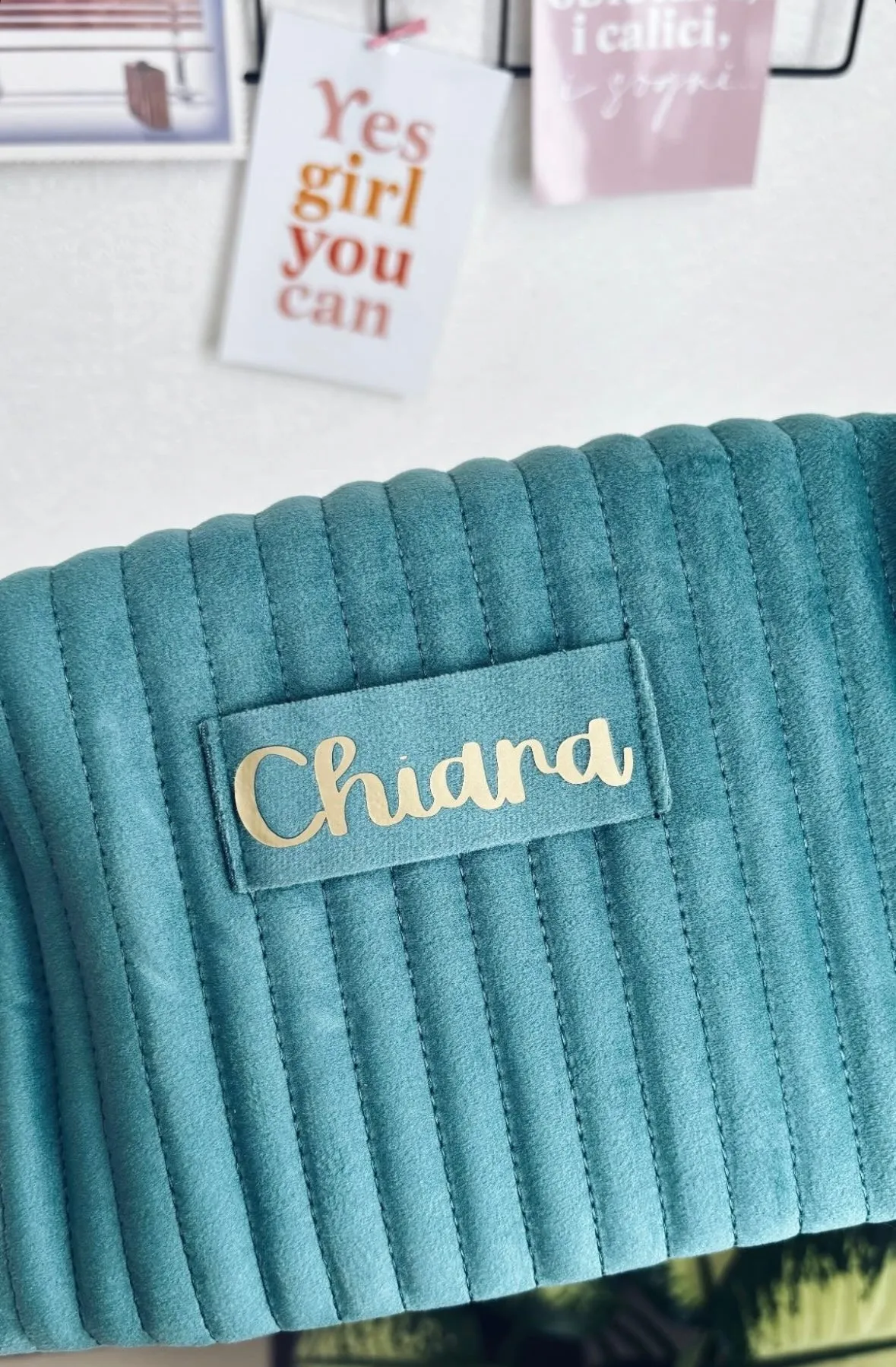 Pochette in velluto personalizzata