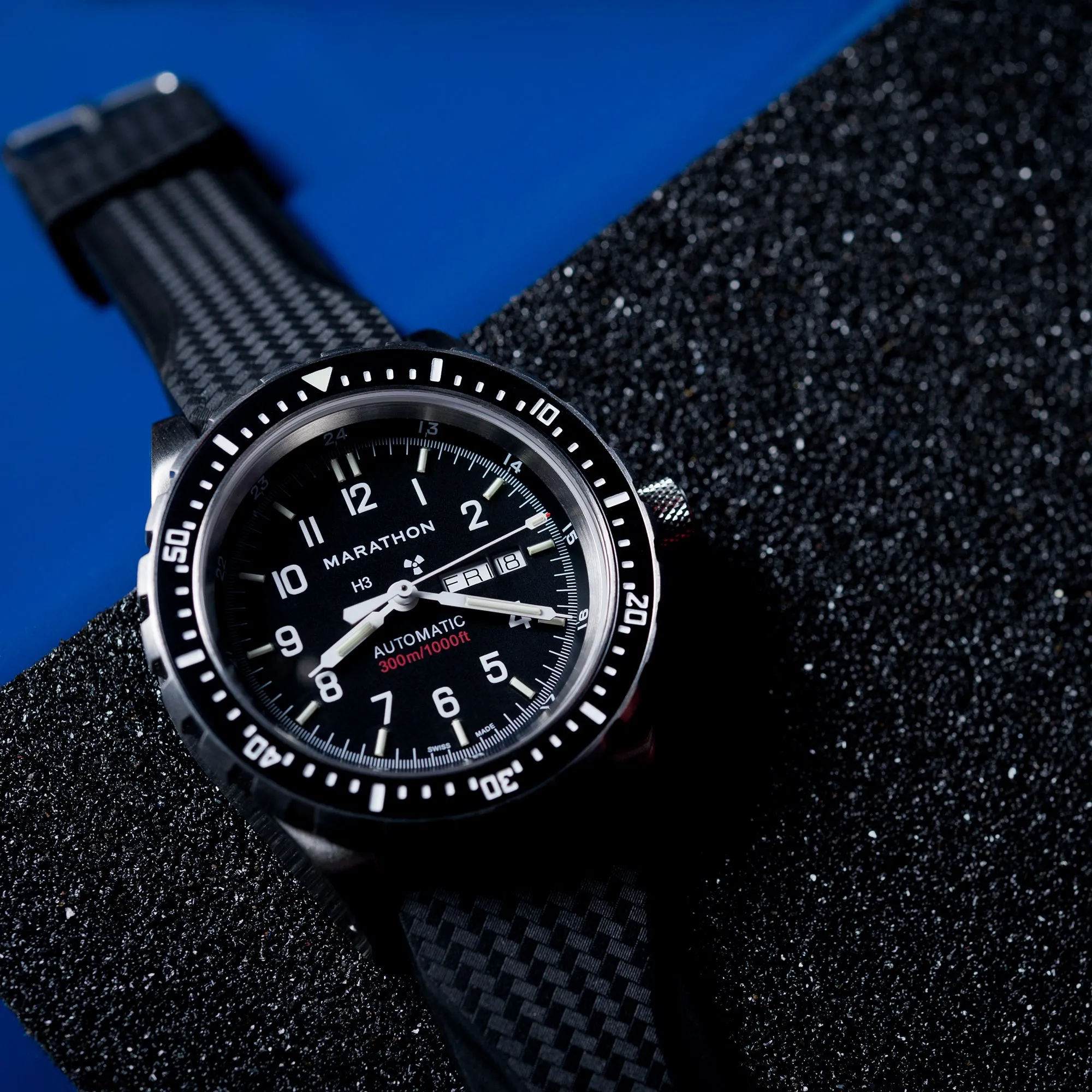 Textured Two-Piece Rubber Strap, Black, 22mm